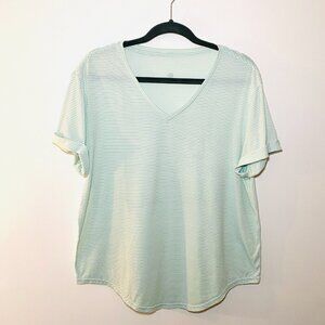 Lululemon Love Tee V Neck in Pima Cotton Mint with mini stripe Size 12